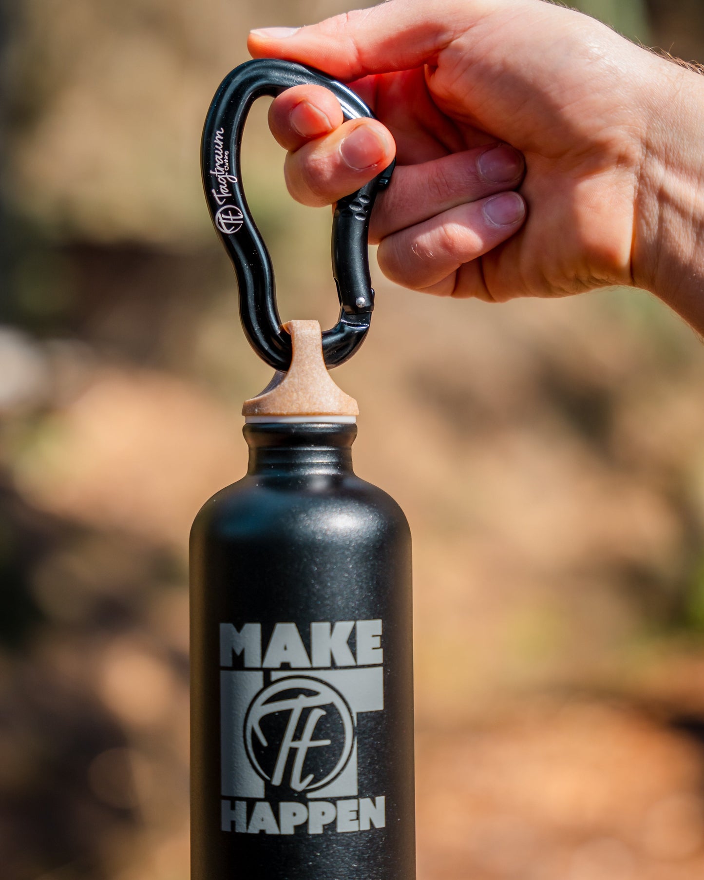 Trinkflasche mit Karabiner