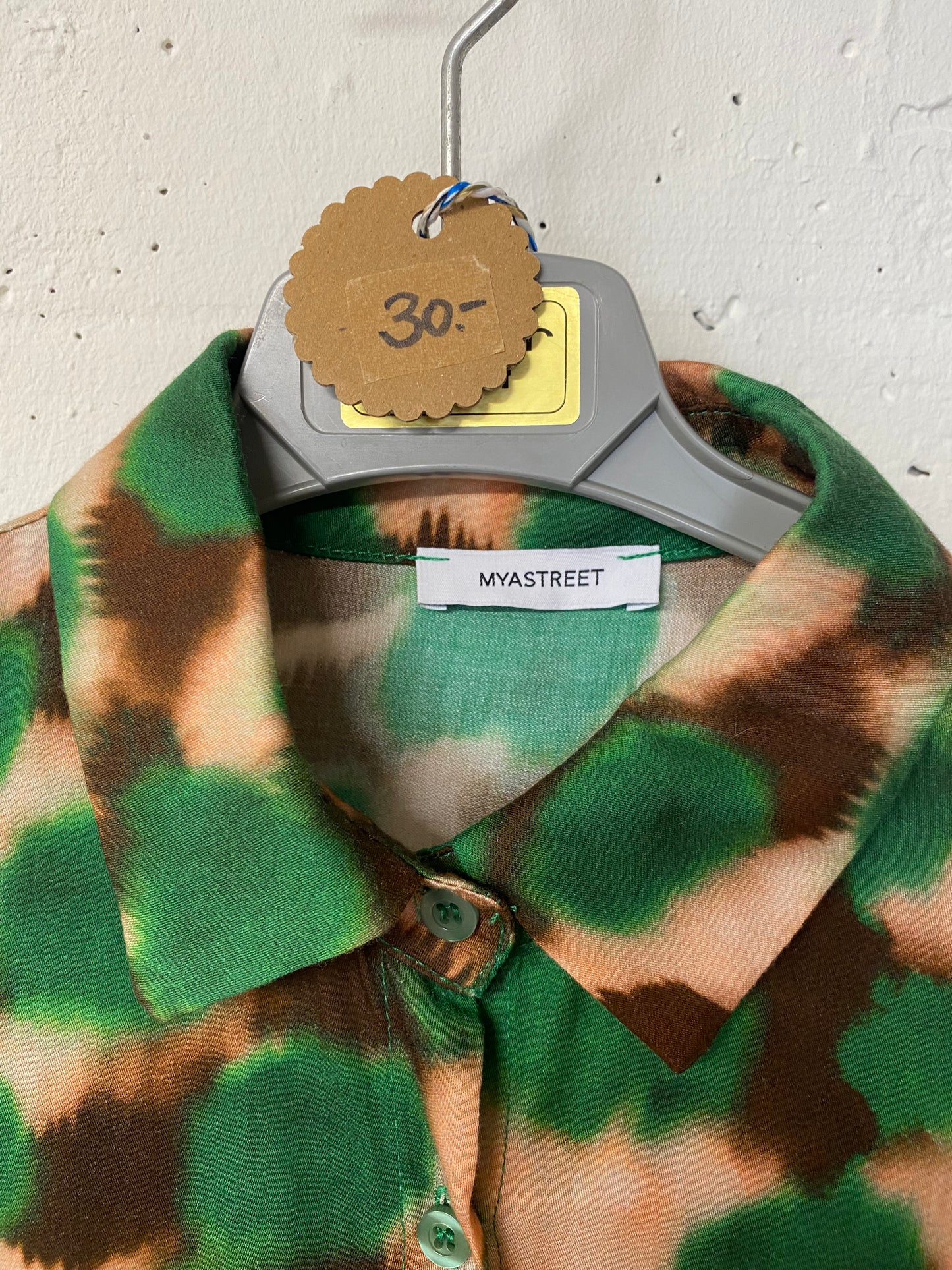 Schöne Secondhand Bluse – Made in Italy