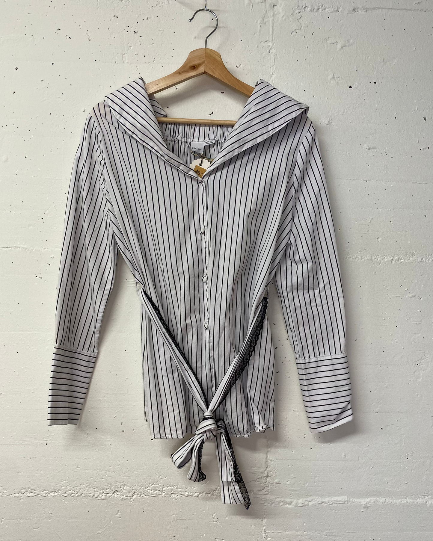 Lost Ink Secondhand Bluse – Weiss mit Streifen, Grösse 36