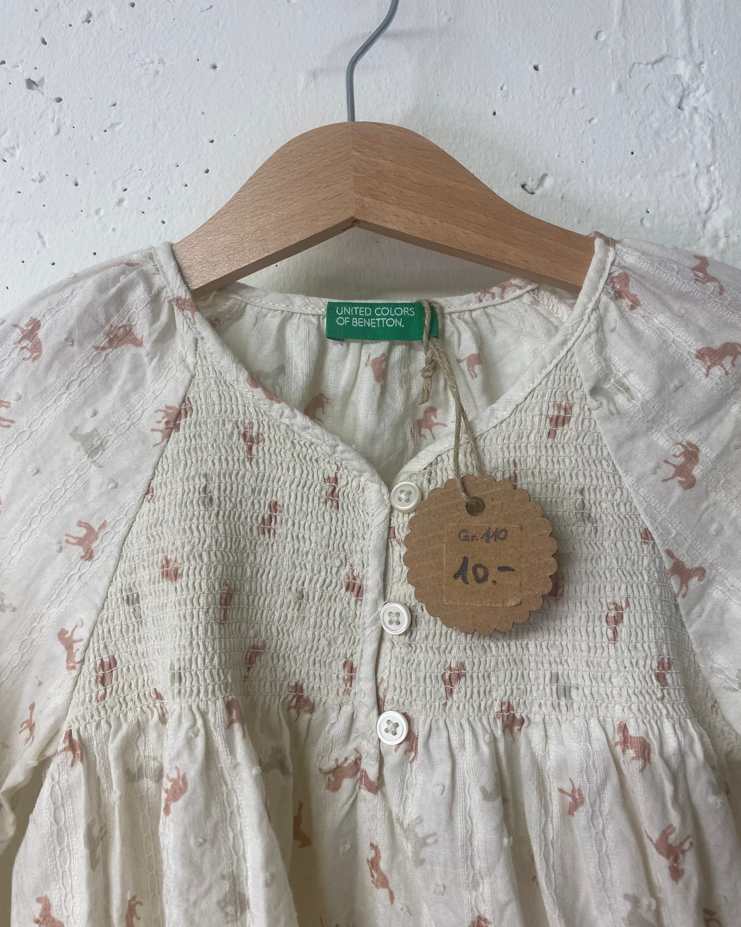 Secondhand Langarmshirt mit Pferdeprint – Grösse 110