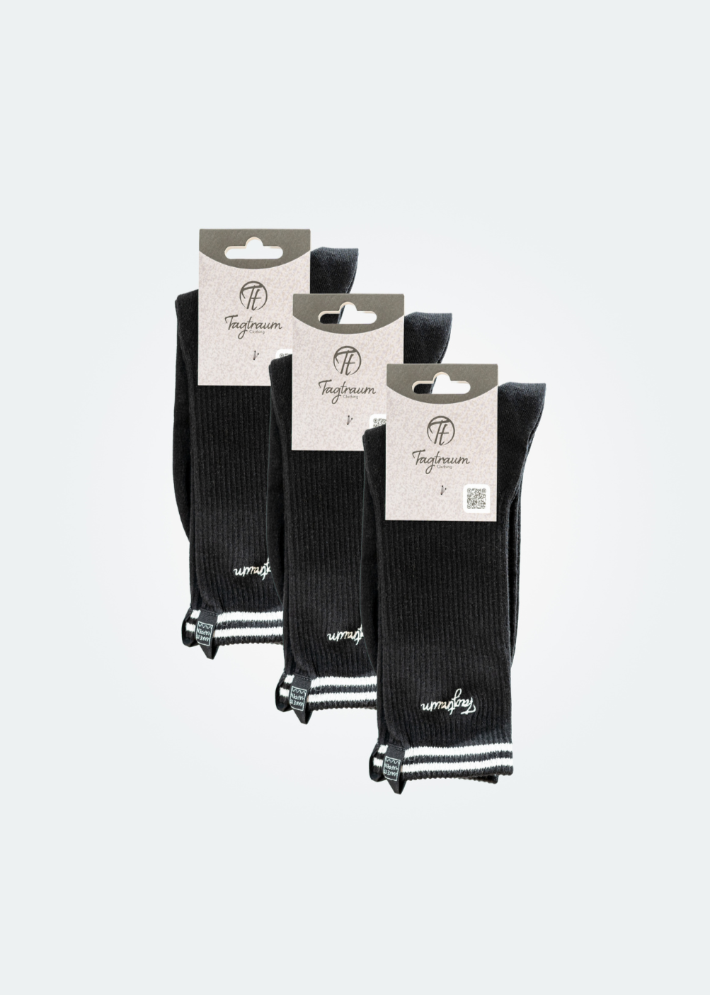 3er Set aus Schwarzen Tennis Socken mit weissem Tagtraum Stick und zwei weissen Streifen
