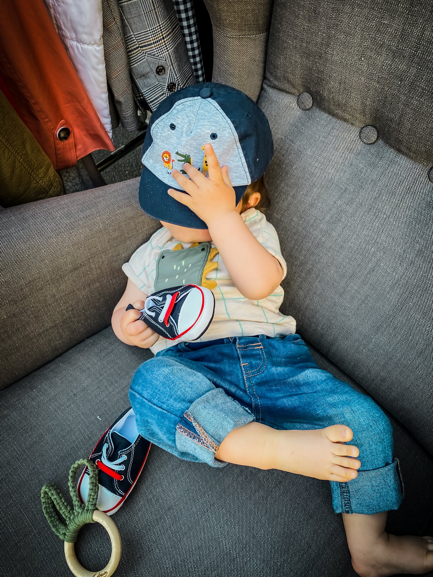 KIDS 2ND HAND