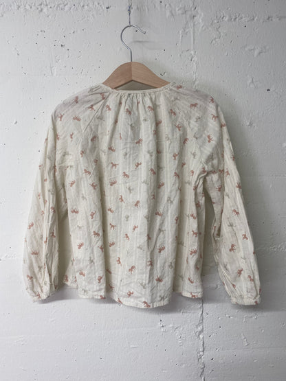 Secondhand Langarmshirt mit Pferdeprint – Grösse 110