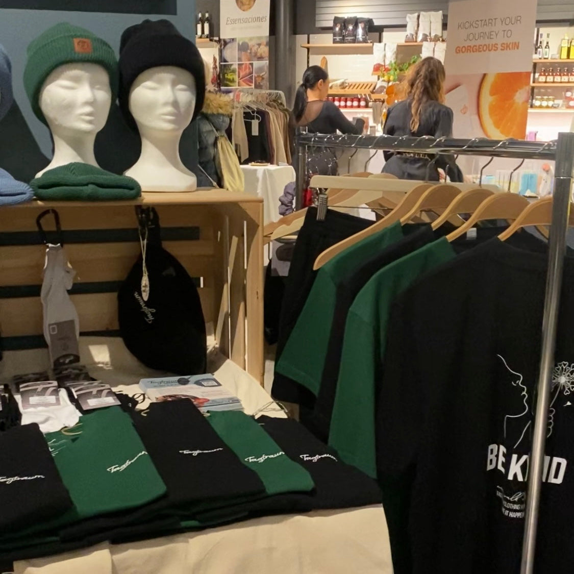 Unser Stand an einem Event in der Markthalle Glarus mit verschiedenen, lokalen Labels